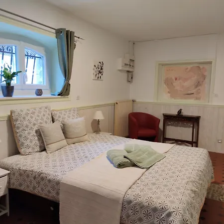 Hébergement de vacances Domaine Des Prés De Joussac - Protocole Sanitaire Strict *